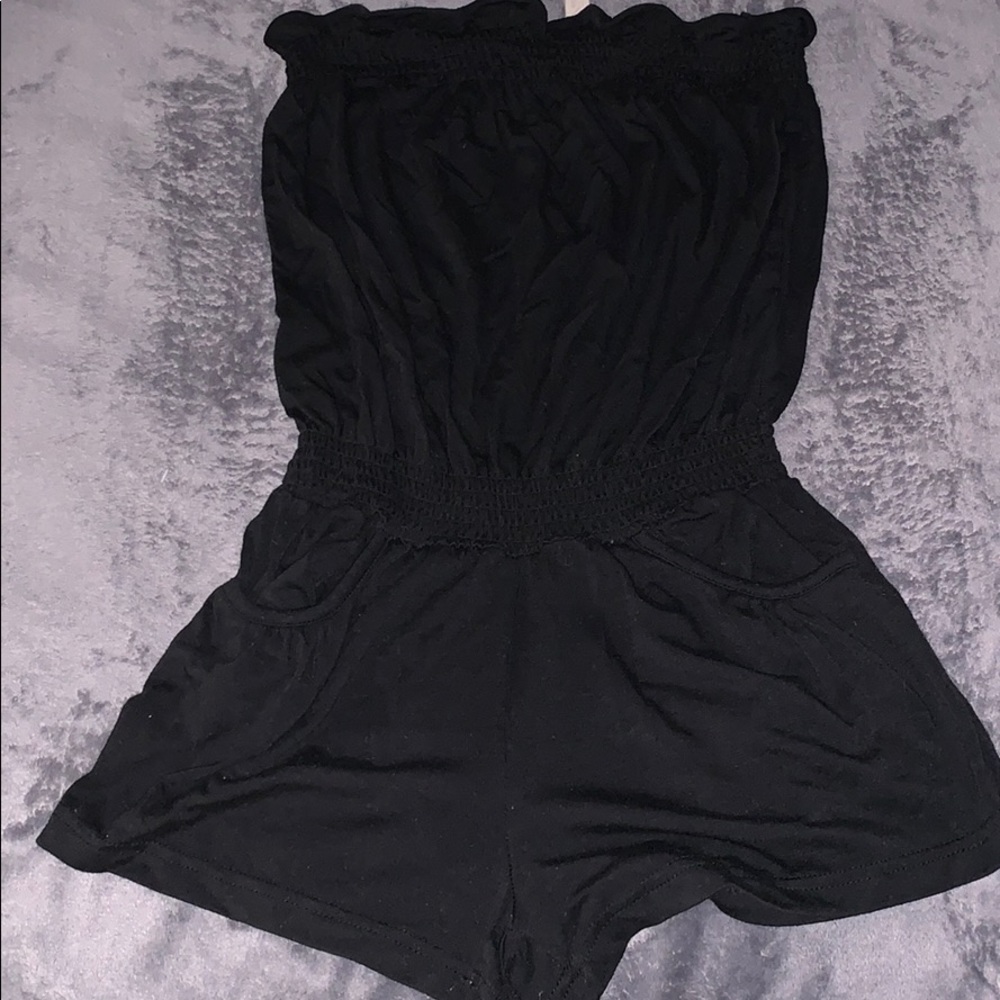 BEST OFFER: Black Sleeveless Romper